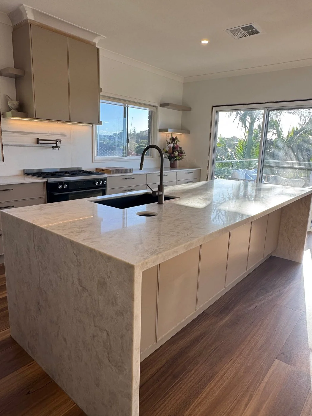 Why 30mm Engineered Stone Is the Upgrade Every Kitchen Deserves
