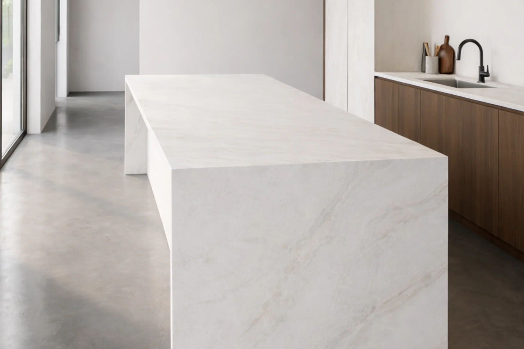 Dune in kitchen